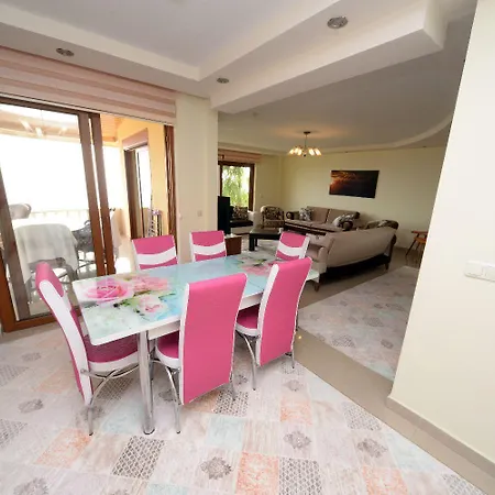 Mona Lisa Ultra Luks, Muhtesem Manzara Alanya